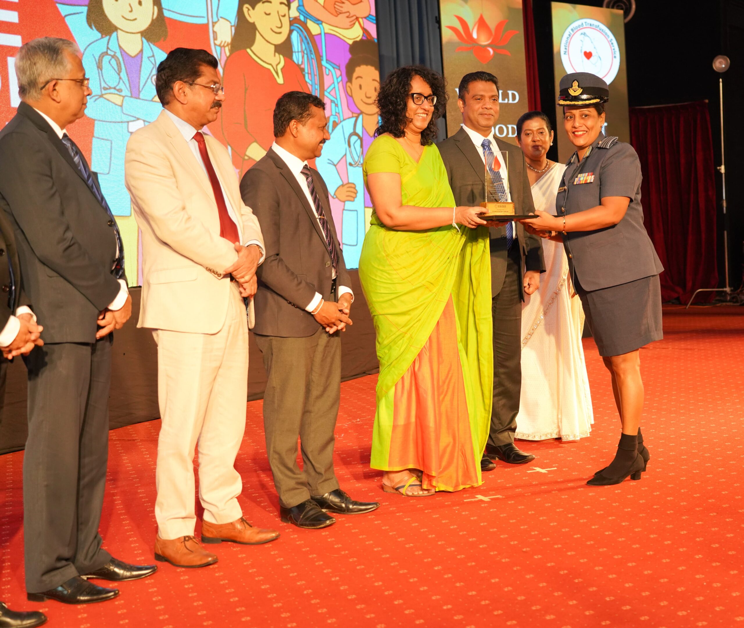 රුධිර අවශ්‍යතා සම්පුර්නයෙන්ම ස්වේච්ඡා පරිත්‍යාග මගින් සපුරාගන්නා රටක් ශ්‍රී ලංකාව