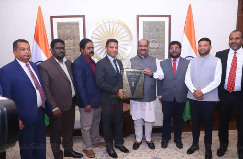 ඉන්දියාවේ නිල සංචාරයක නිරත මෙරට පාර්ලිමේන්තු නියෝජිත පිරිස ඉන්දීය ලෝක් සභාවේ කථානායක ඕම් බිර්ලා මහතා හමුවේ