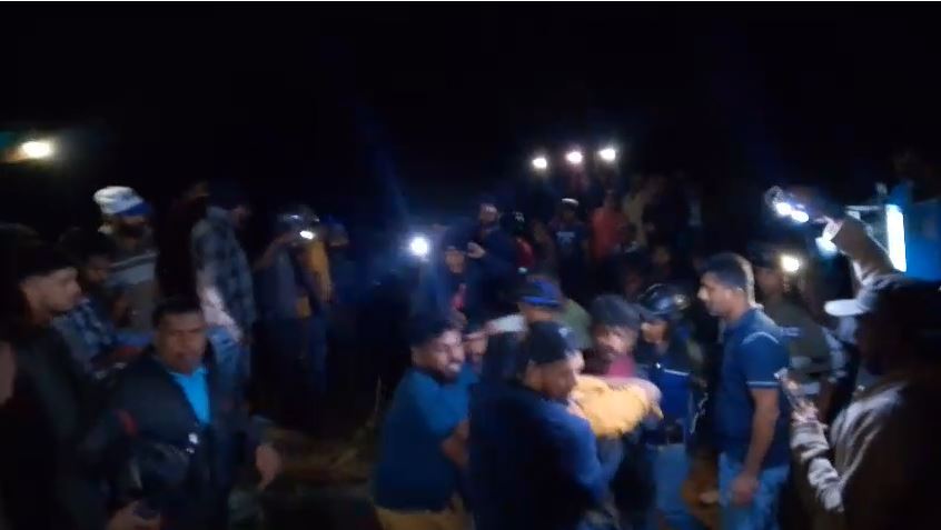 ඇල්ල වැල්ලවායේ ප්‍රපාතයට ගිය බස් රිය